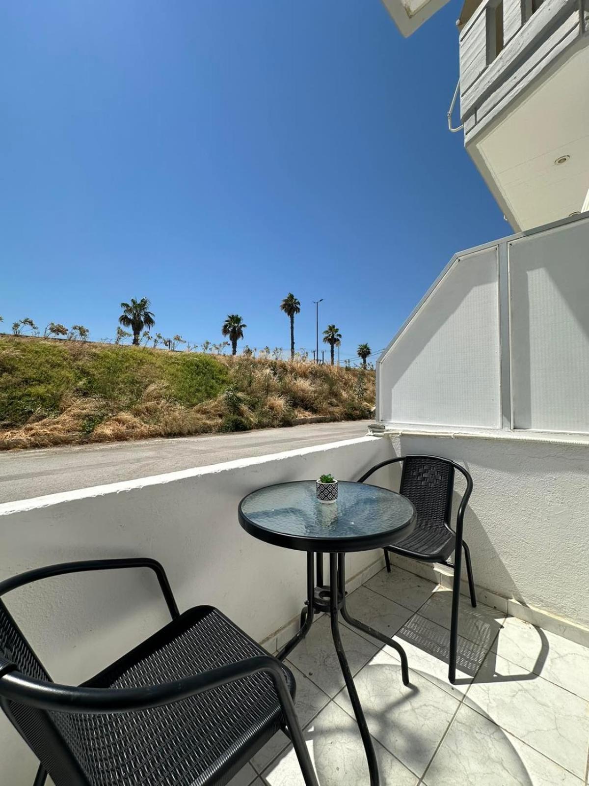 Joseph Seaside Apartment 2 Heraklion  Ngoại thất bức ảnh